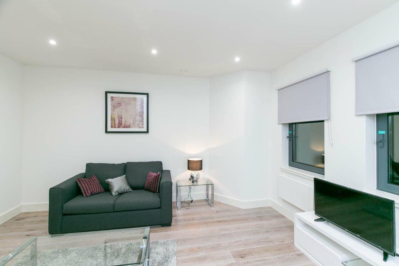 Deluxe Apartments By Heathrow Harmondsworth Exterior foto