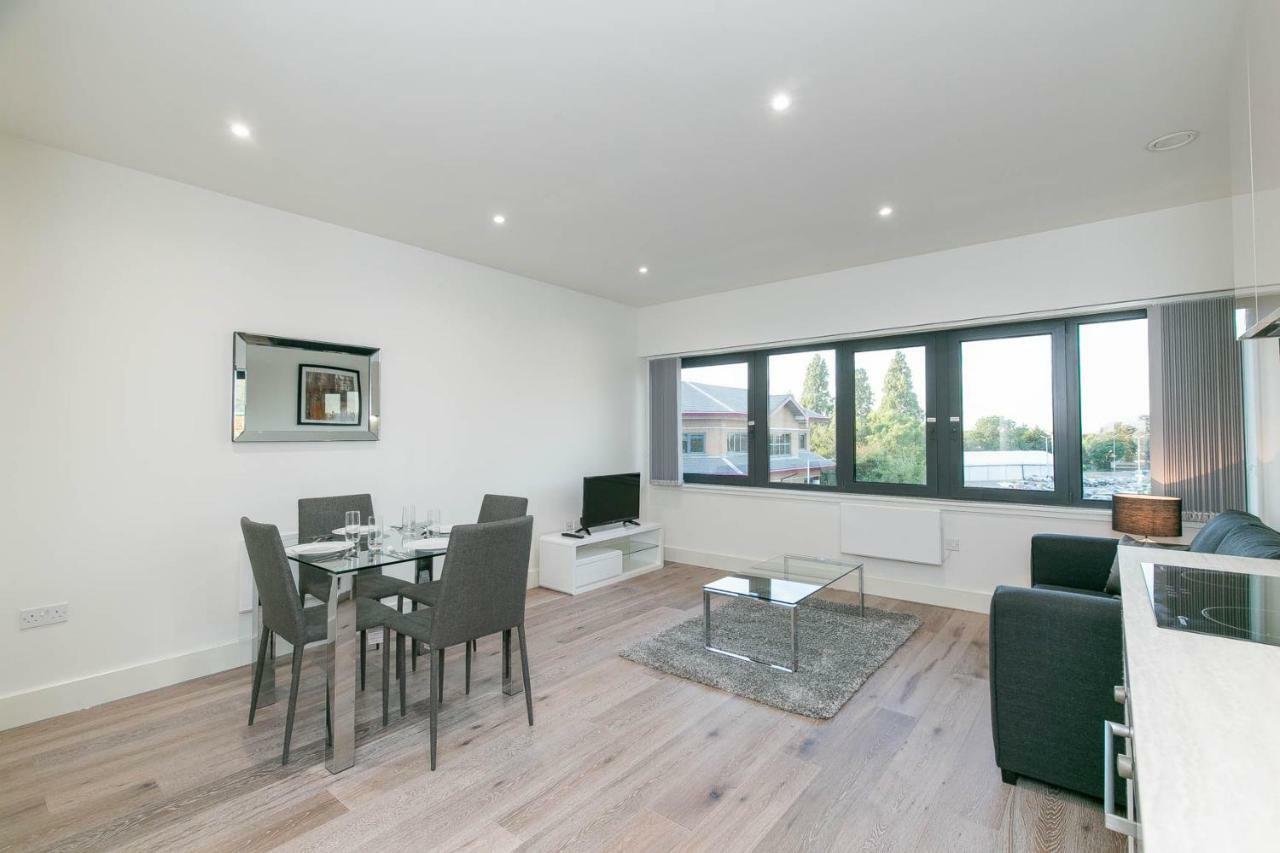 Deluxe Apartments By Heathrow Harmondsworth Exterior foto
