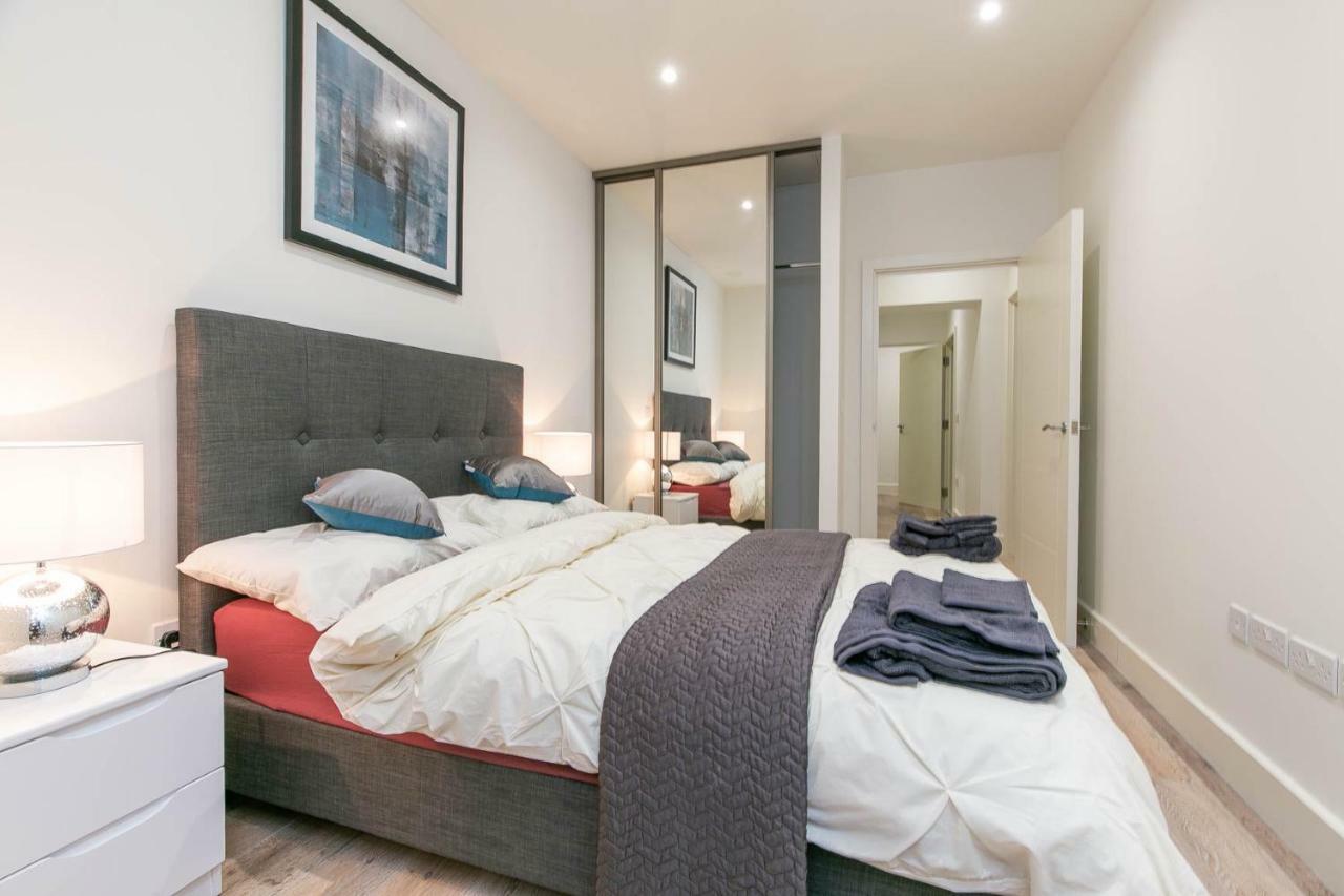 Deluxe Apartments By Heathrow Harmondsworth Exterior foto